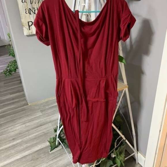 2 for $5-Burgandy Short Sleeve Dress Size L - Picture 1 of 2